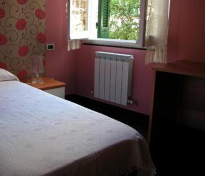 Albergo Lavagnese Lavagna Rum bild